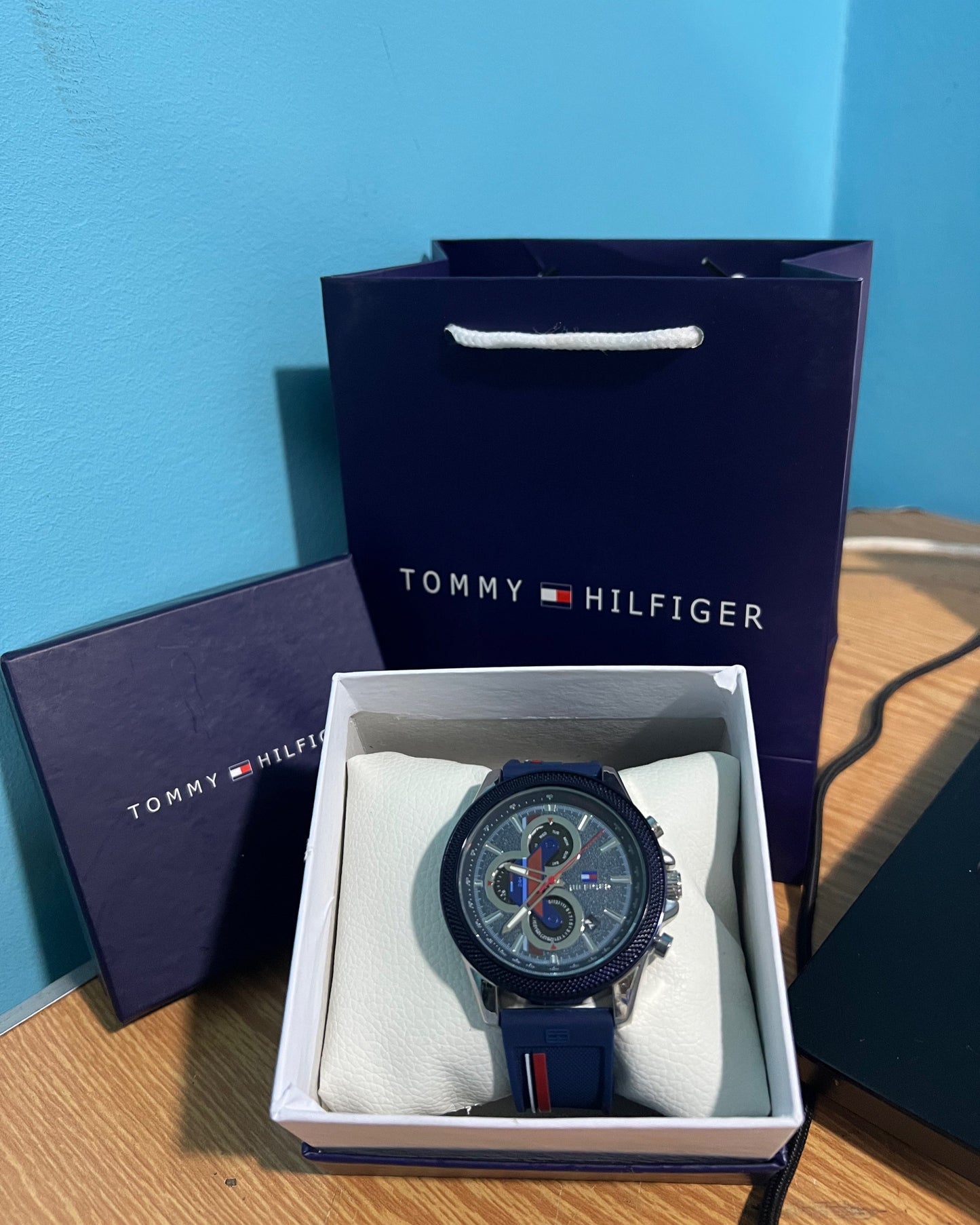 Tommy Rubber Watch 1