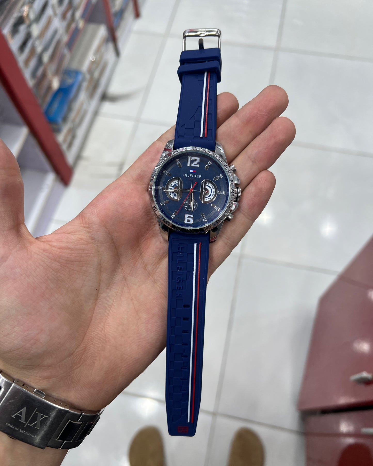 Tommy  Rubber 2