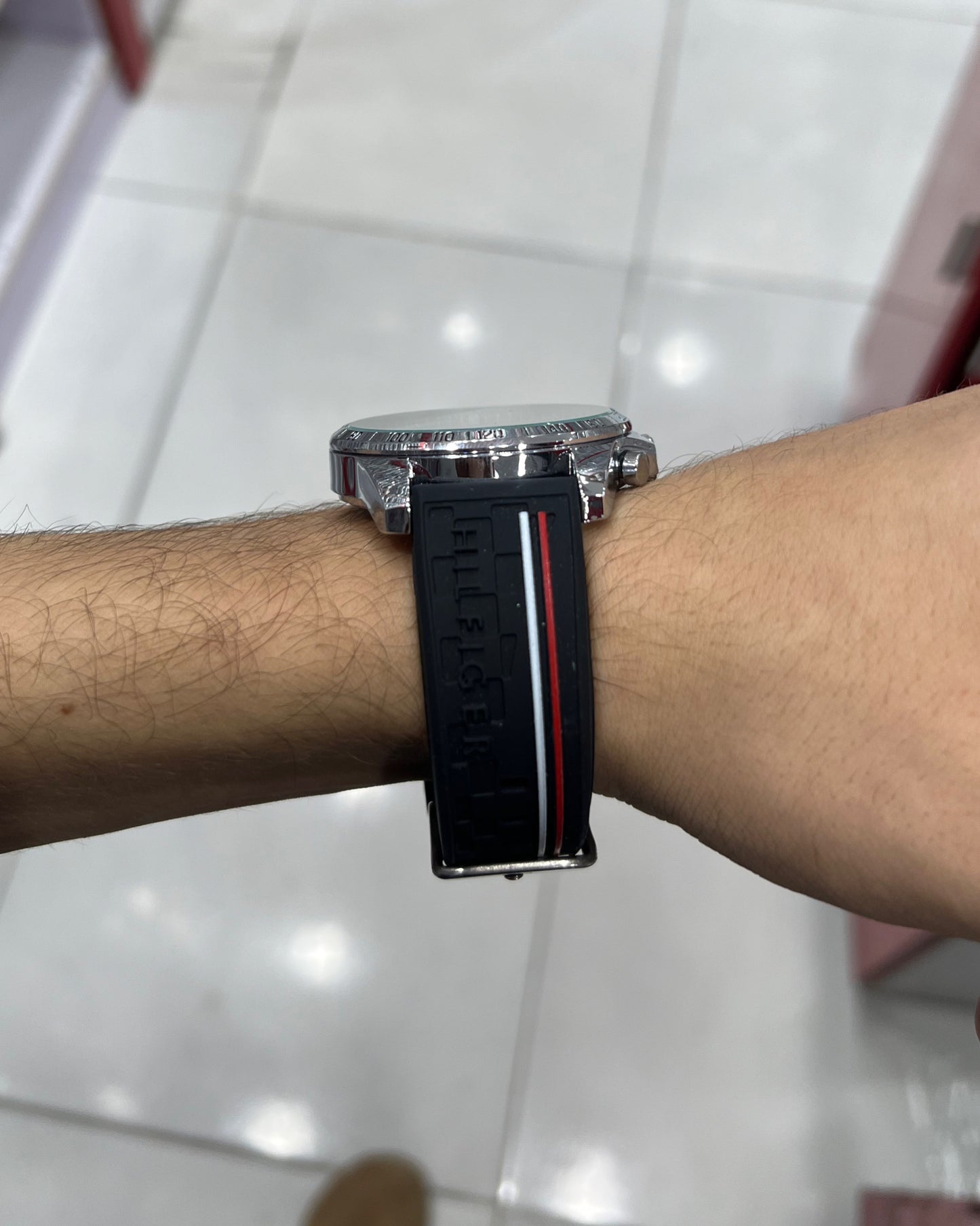 Tommy  Rubber 2